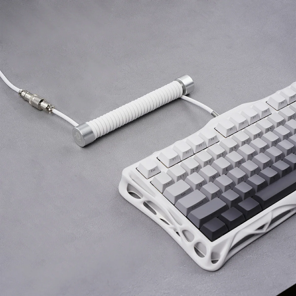 GravaStar Coiled Aviator USB Cable - Image 6
