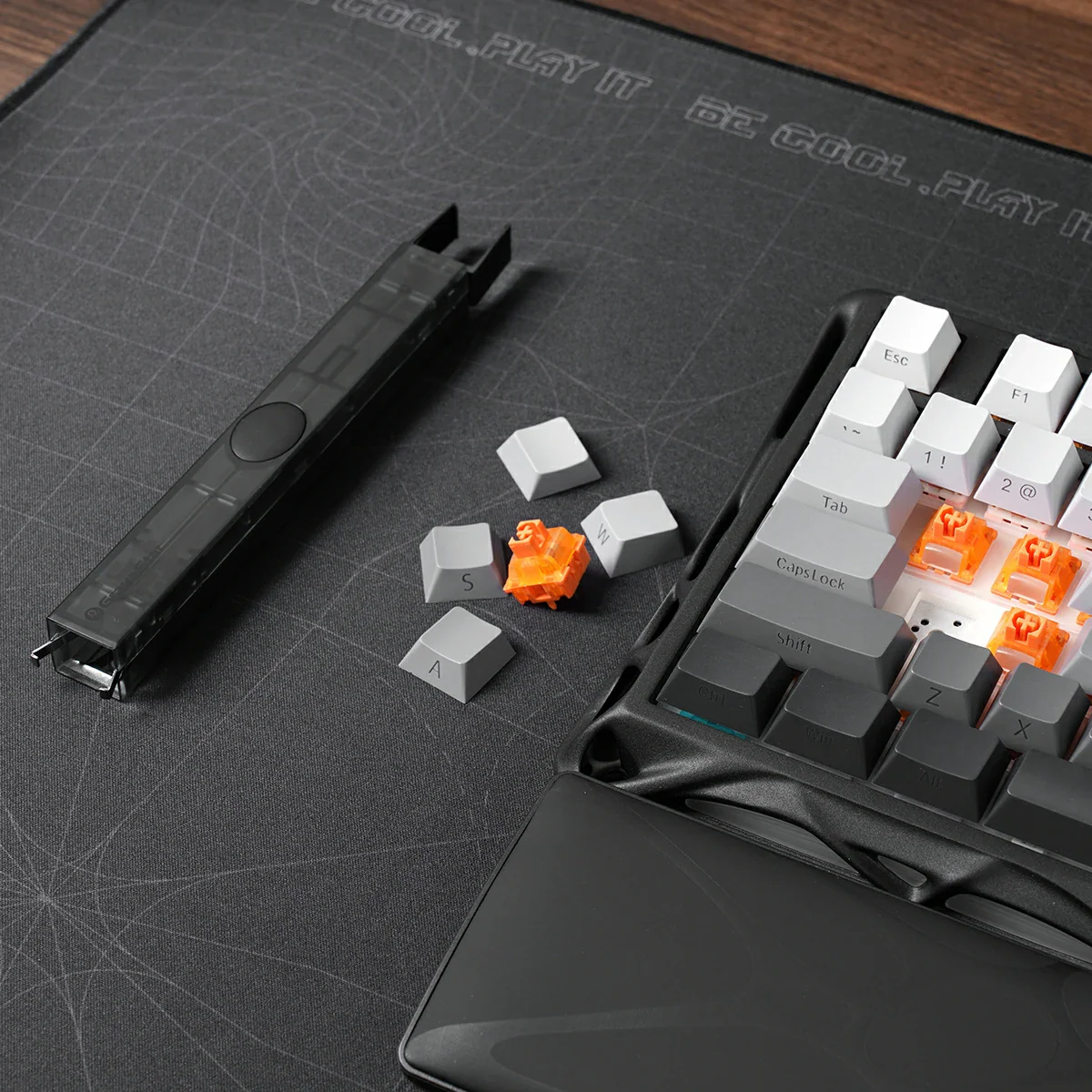 GravaStar Keycap & Switch 2-In-1 Puller(US Only) - Image 3