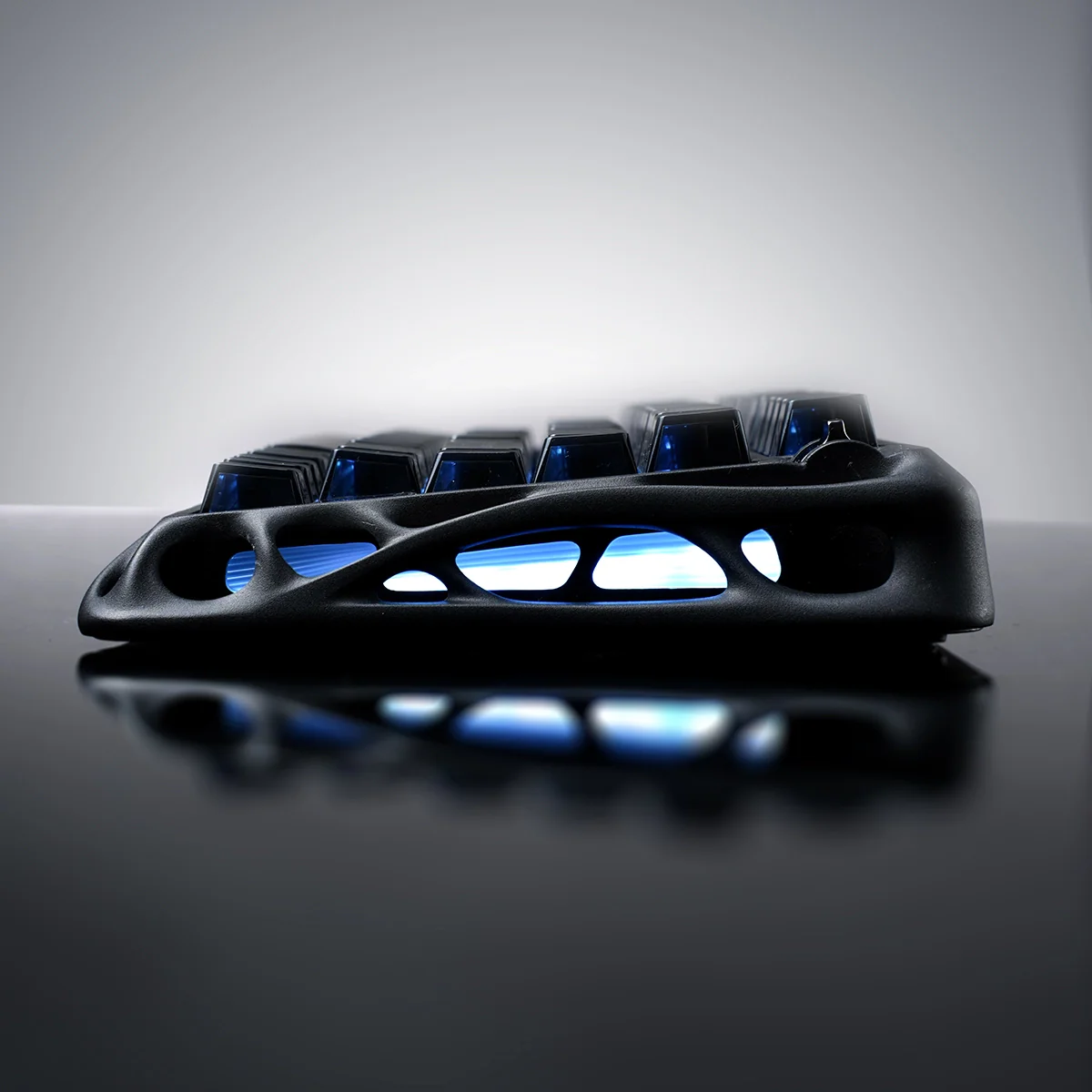 Mercury K1 - Stealth Black - Image 7