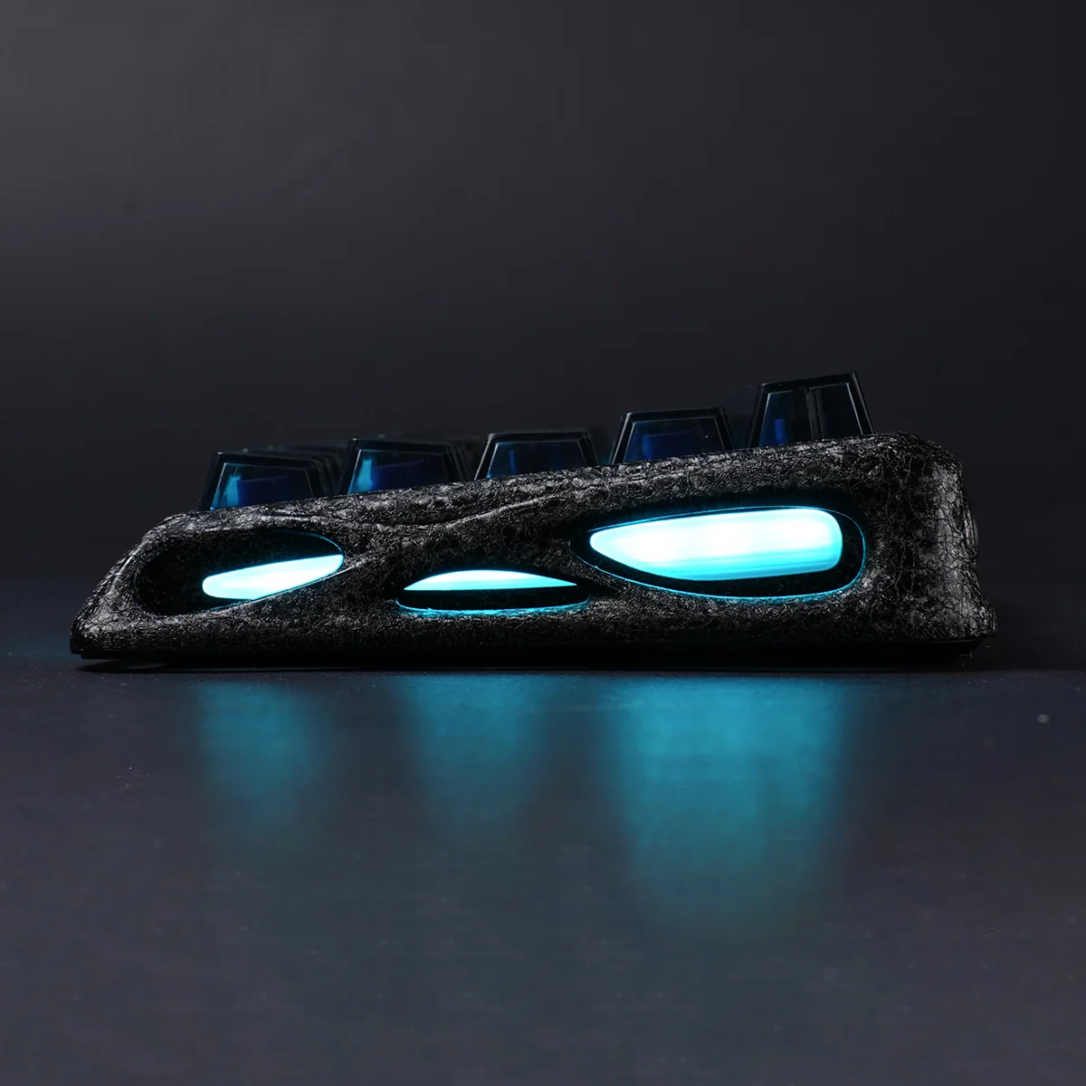 Mercury V60 Pro Special Edition - Cyber Frost Black - Image 9
